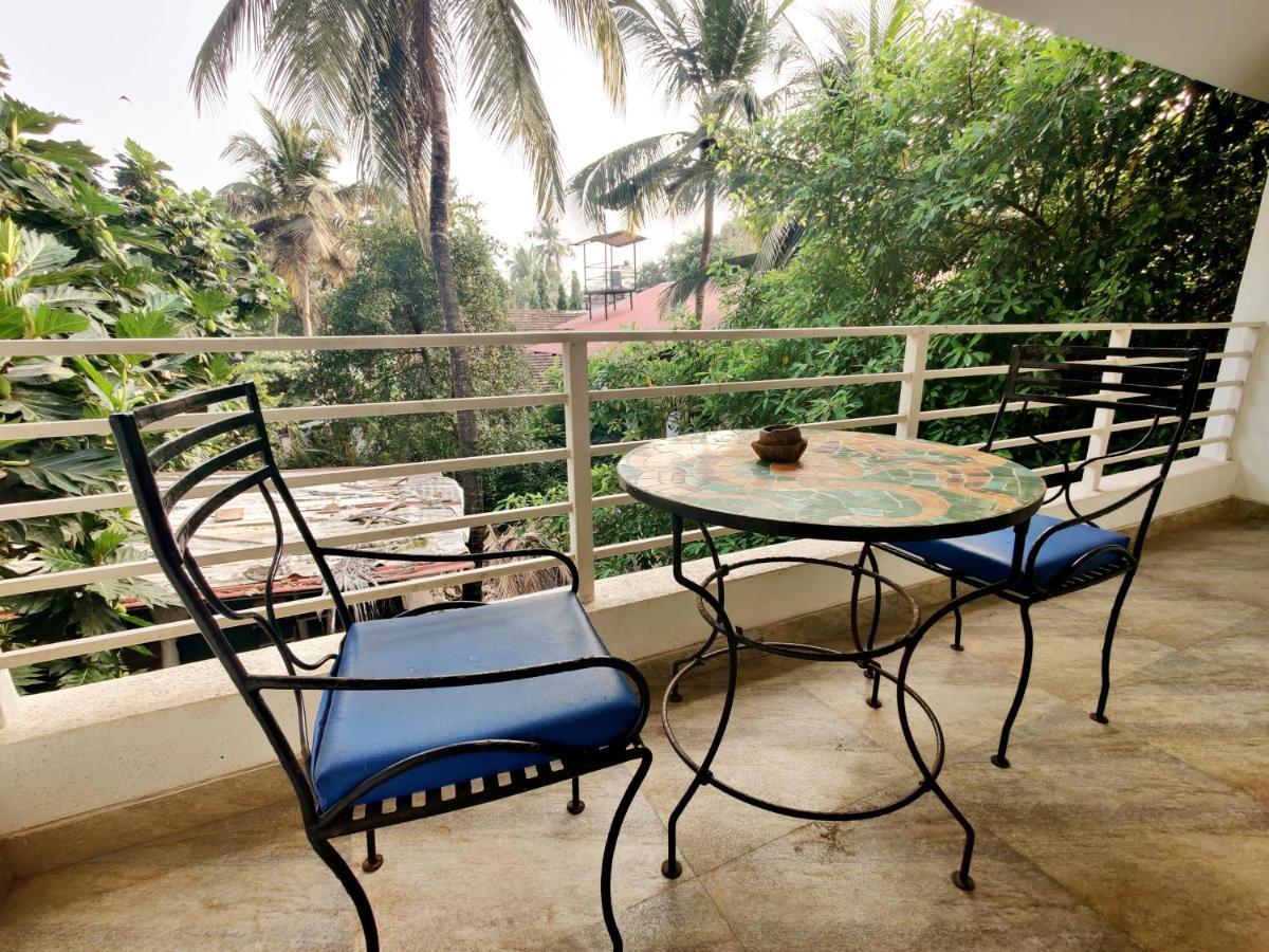 Wtf My House Hotel Baga Exterior photo