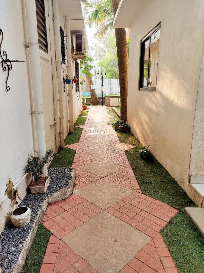Wtf My House Hotel Baga Exterior photo