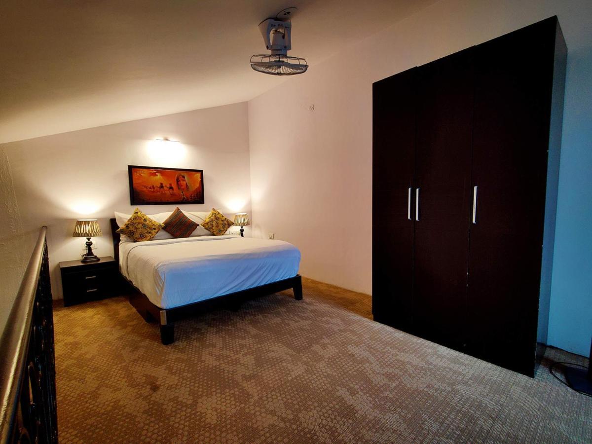Wtf My House Hotel Baga Exterior photo
